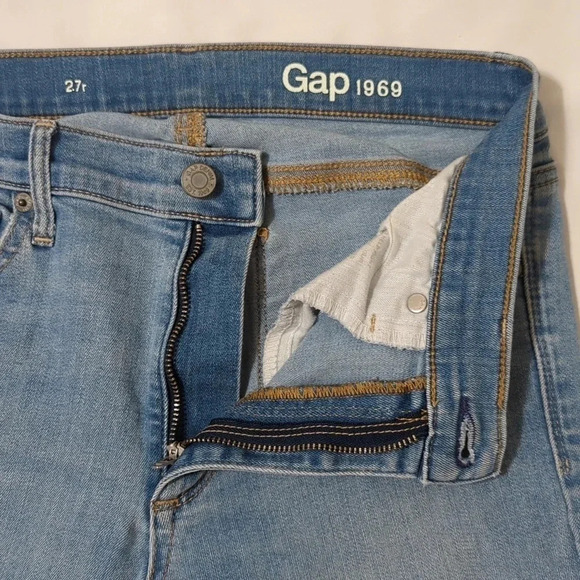 GAP 1969 True Skinny Jeans, Color Light Indigo Size 27 - Picture 9 of 12